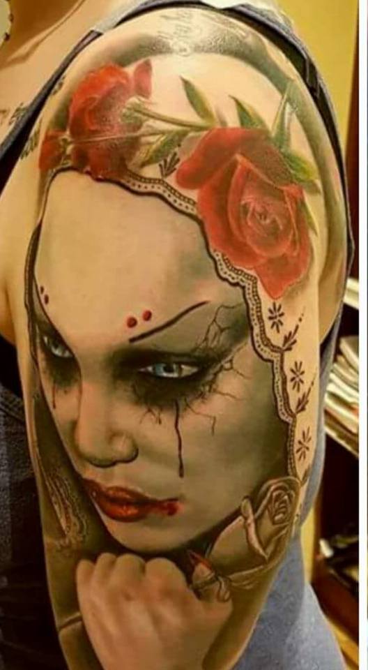 Tattoo Zombie Frau